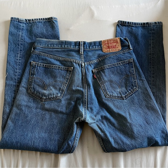 Vintage Levi’s 501’s - Picture 3 of 4